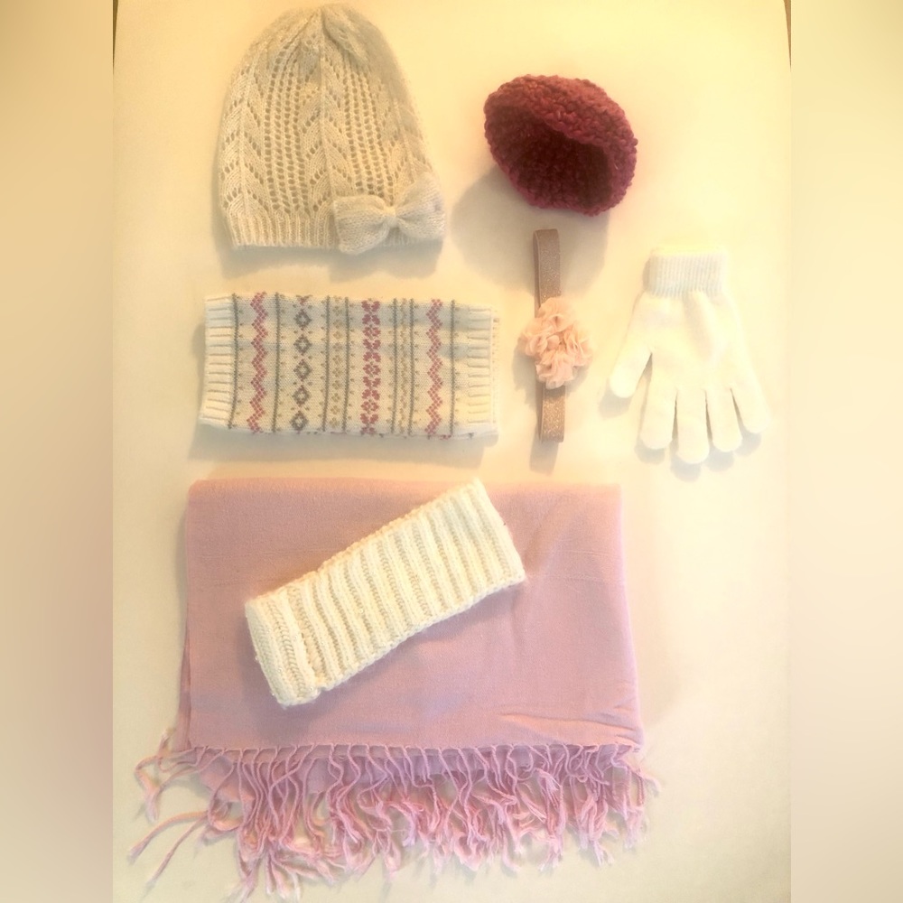 Junior kids winter bundle of knitted items
